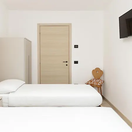 Ca' Santina & Shared Kitchen Stoccareddo