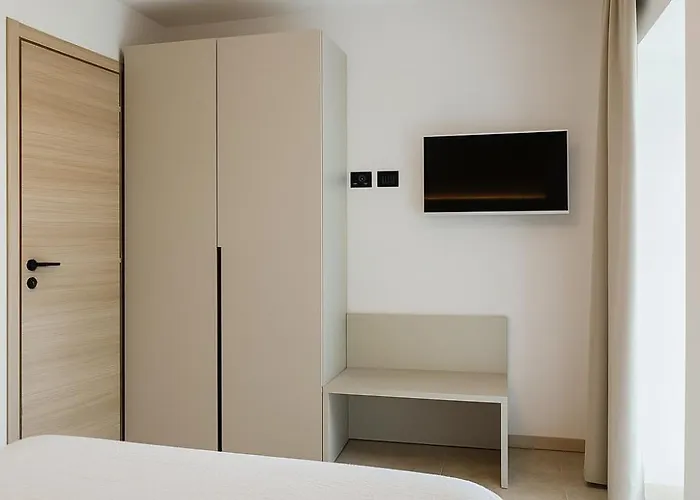 Ca' Santina & Shared Kitchen לינה וארוחת בוקר Stoccareddo